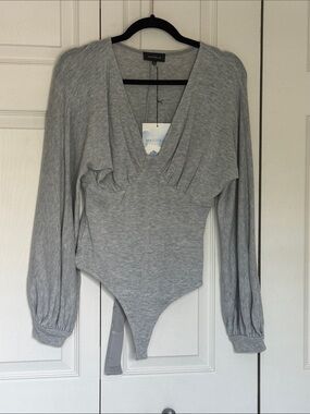 MAJORELLE Light Gray V-Neck Long Sleeve Bodysuit